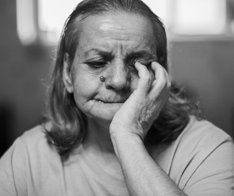علامات ميثلة الحمض النووي وتشيخ الأثر وراء محاولات الانتحار في الاضطراب ثنائي القطب