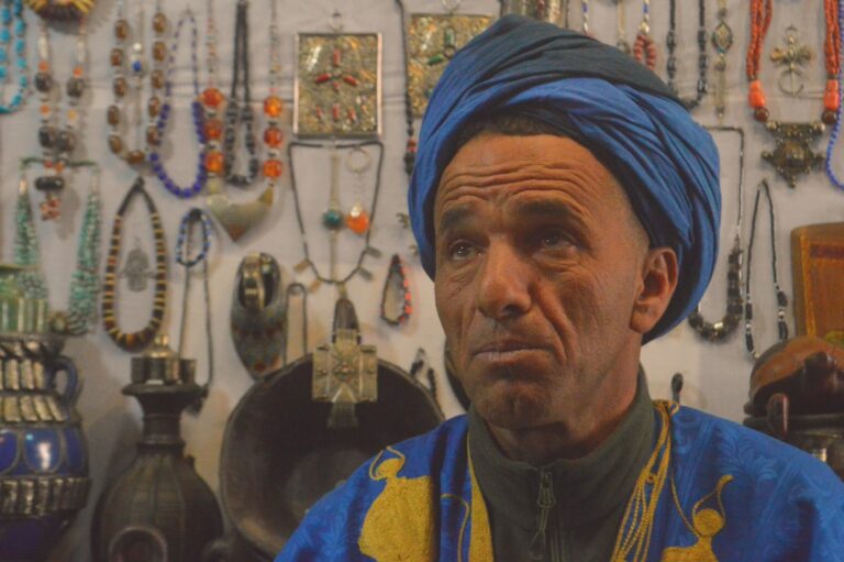 نسخة عربية موثوقة من استبيان WOMET لتقييم جودة حياة مرضى تمزق الغضروف