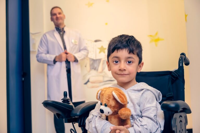 تمرين ذكي للأطفال المصابين بالسرطان: تعزيز الوظائف التنفيذية من خلال النشاط البدني.