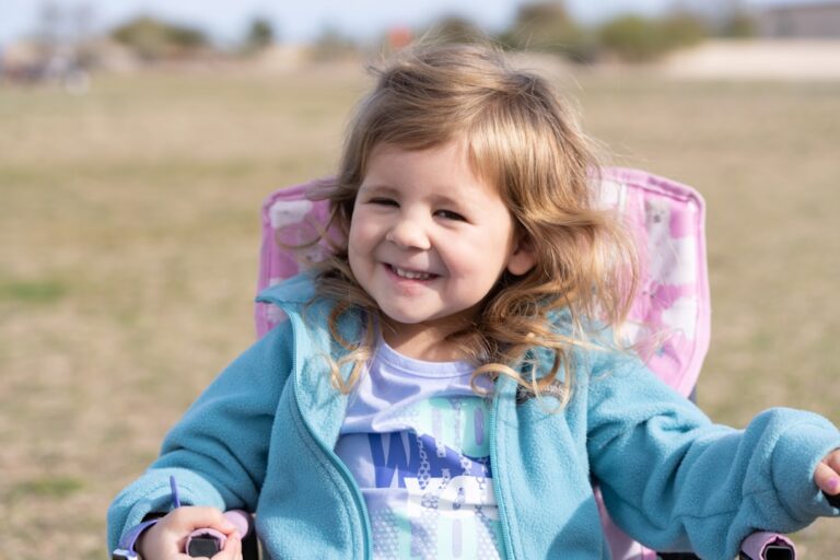 تحديات مضاعفة: صحة واقتصاد ورفاهية الأمهات والأباء العزاب لطفل معاق
