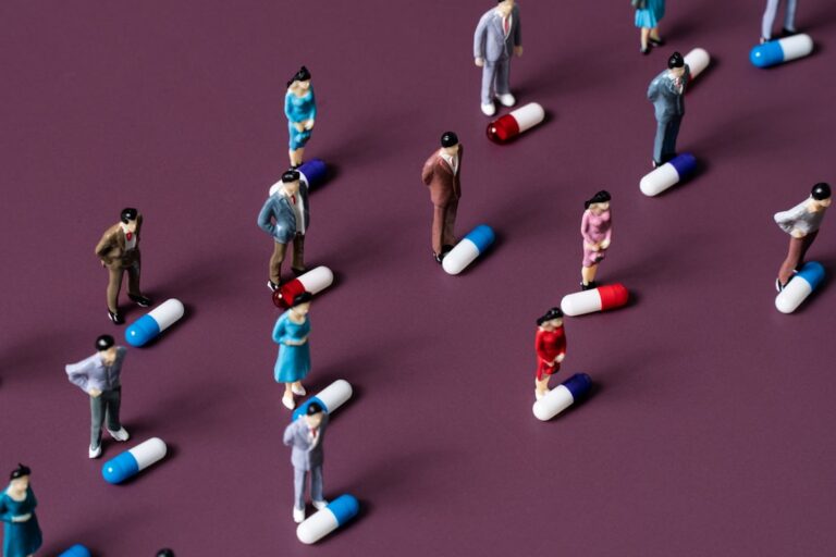 عقوبات اجتماعية وتصورات سلبية لمستخدمي أدوية السمنة: دراسة عالمية
